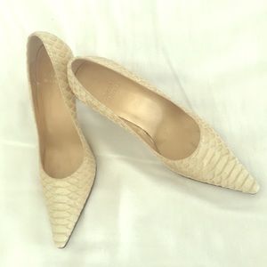 Stuart Weizmann Pumps Size 6